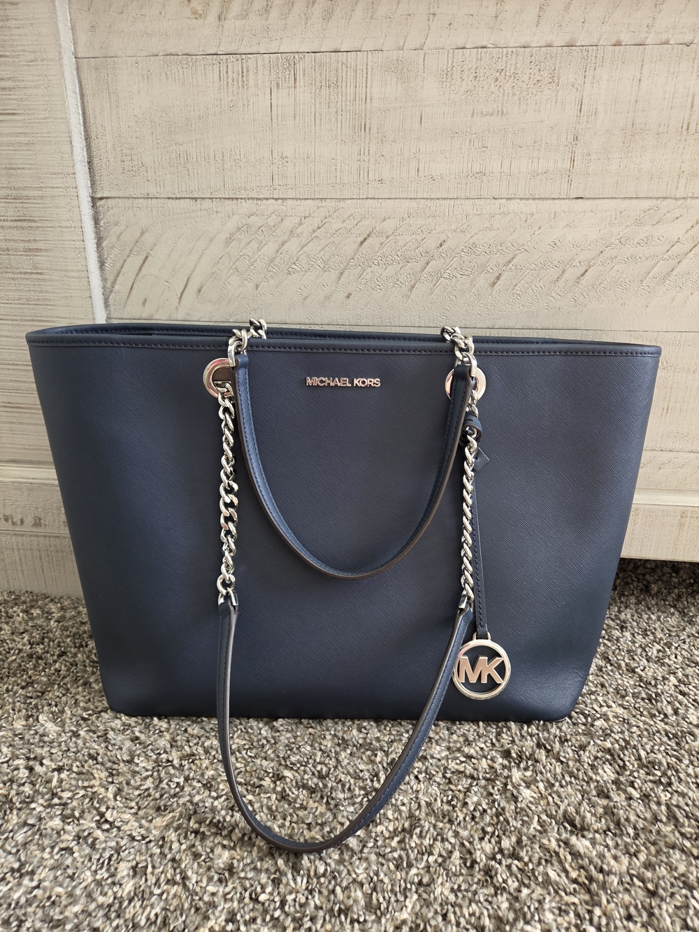Michael Kors Navy Saffiano Leather Tote. #SW